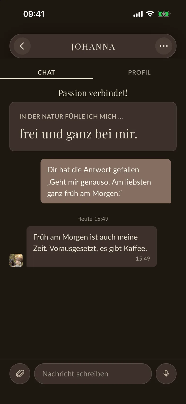 Ein frischer Chat: oben die Antwort, auf die reagiert wurde, darunter der Kommentar und die Erwiderung