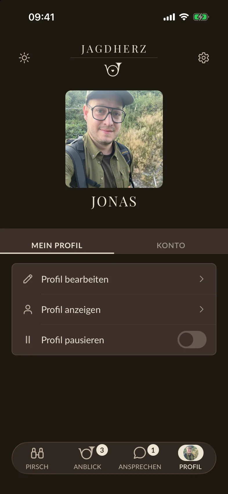Der eigene Bereich mit Profilbild, den Reitern „Mein Profil“ und „Konto“ und dem Schalter für die Ansicht